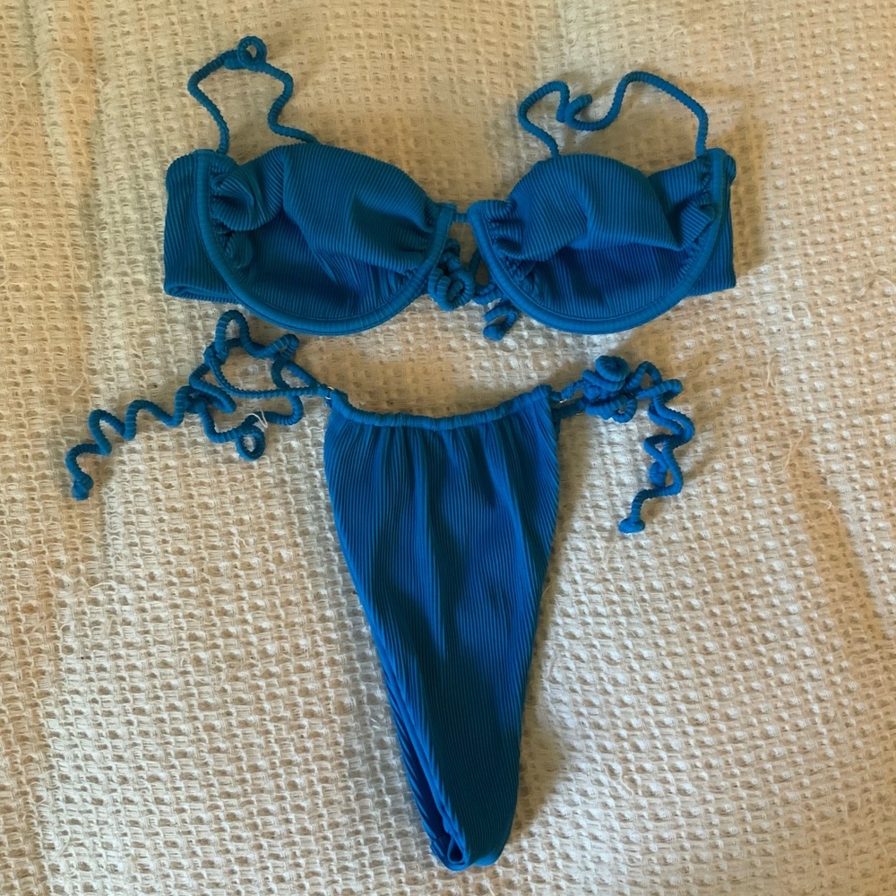 Lahana Swim x Revolve Scarlett Bra Bikini Top Ribbed Blue String Bottoms Bikini